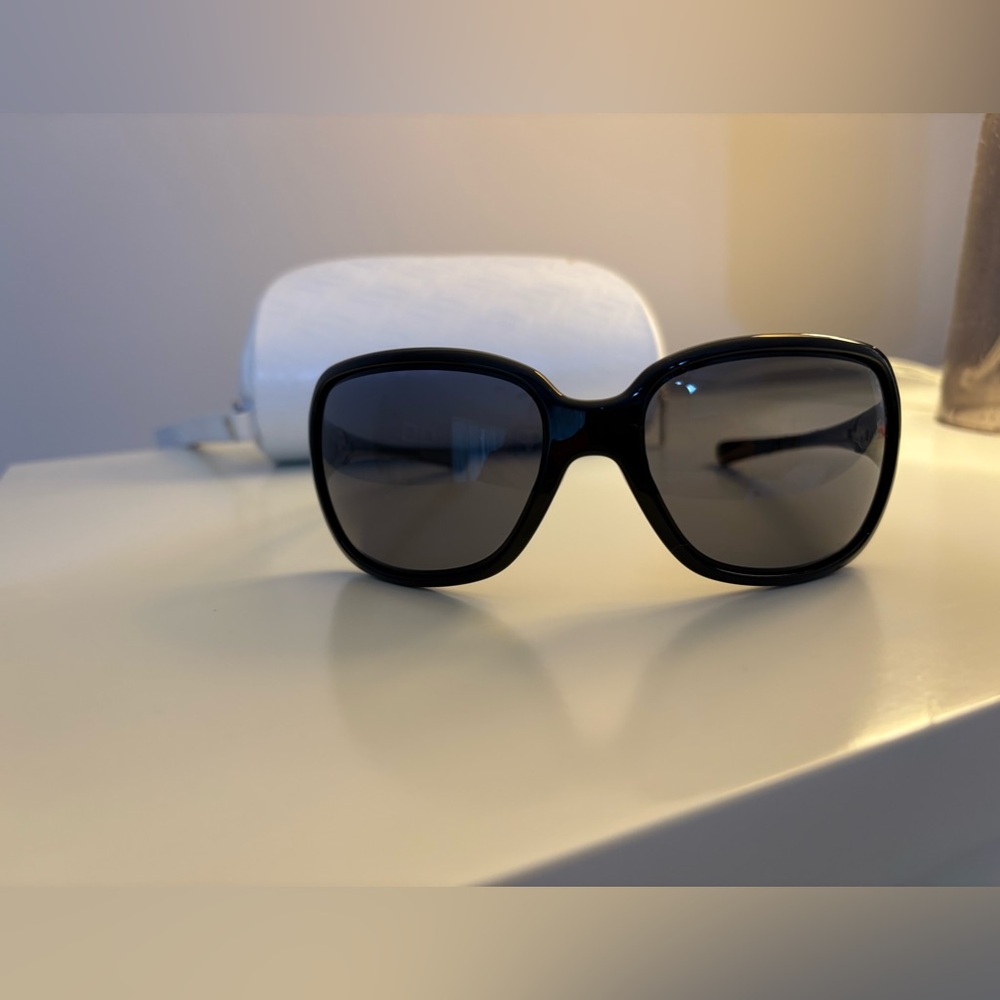 Oakley sunglasses